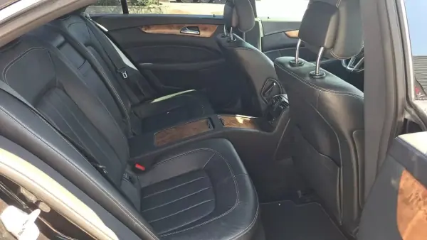 Mercedes-Benz CLS 250 2011 - 21500 EUR, 167559 km - AUTO.MOTO.pt - 167559km - foto 40 de 54