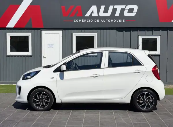 Kia Picanto 2015 - 6999 EUR, 144000 km - AUTO.MOTO.pt - 144000km - foto 4 de 15