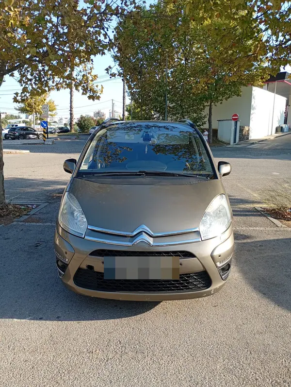 Citroën C4 Grand Picasso 1.6 HDi FAP EGS6 Exclusive 2011 Diesel — 264 km · Lisboa Citroën C4 Grand Picasso 1.6 HDi FAP EGS6 Exclusive 2011 Diesel
