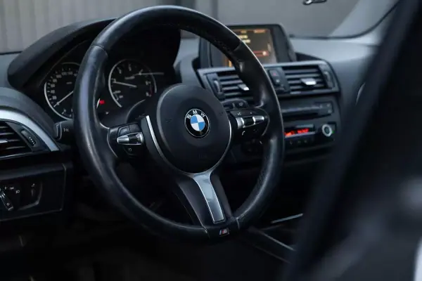 BMW 118 2012 - 15999 EUR, 190404 km - AUTO.MOTO.pt - 190404km - foto 9 de 21