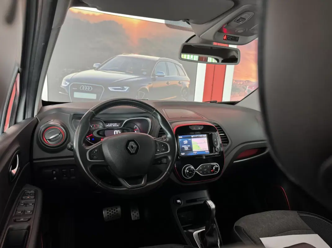 Renault Captur 2017 - 14990 EUR, 69213 km - AUTO.MOTO.pt - 69213km - foto 17 de 21