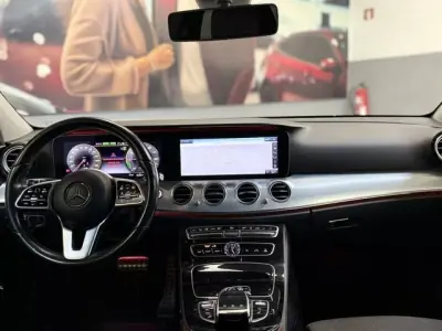 Mercedes-Benz E 300 2019 - 25750 EUR, 235639 km - AUTO.MOTO.pt - 235639km - foto 6 de 20