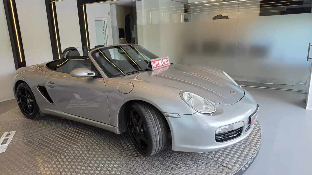 Porsche Boxster 2008 - 39900 EUR, 133697 km - 133697km - foto 26 de 64