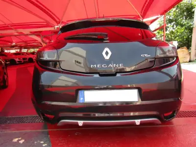 Renault Mégane Coupe 2010 - 9949 EUR, 225100 km - 225100km - foto 36 de 41
