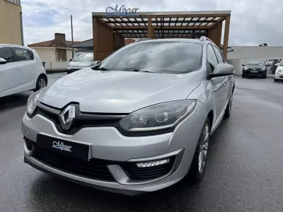 Renault Mégane Sport Tourer 2014 - 7750 EUR, 250000 km - AUTO.MOTO.pt - 250000km - foto 47 de 47