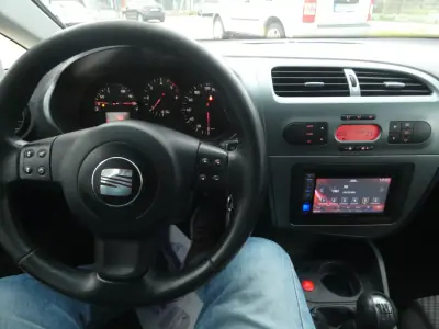 SEAT Leon 2008 - 8500 EUR, 280000 km - AUTO.MOTO.pt - 280000km - foto 19 de 21