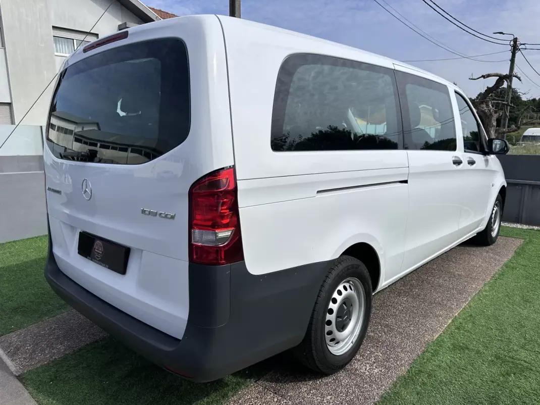 Mercedes-Benz Vito Tourer 2018 - 24900 EUR, 175000 km - AUTO.MOTO.pt - 175000km - foto 9 de 49