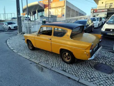 Ford Anglia 1960 - 5000 EUR, 14000 km - AUTO.MOTO.pt - 14000km - foto 4 de 30