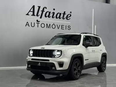 Jeep Renegade 2021 - 18490 EUR, 55000 km - AUTO.MOTO.pt - 55000km - foto 12 de 28