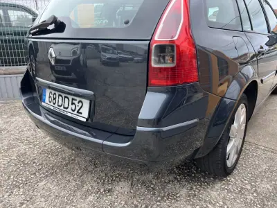 Renault Mégane Break 2007 - 4900 EUR, 141337 km - AUTO.MOTO.pt - 141337km - foto 10 de 19