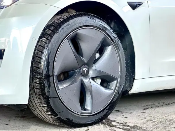 Tesla Model 3 2019 — photo 2 of 24