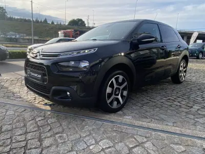 Citroën C4 Cactus 2019 - 18750 EUR, 72912 km - AUTO.MOTO.pt - 72912km - foto 3 de 54