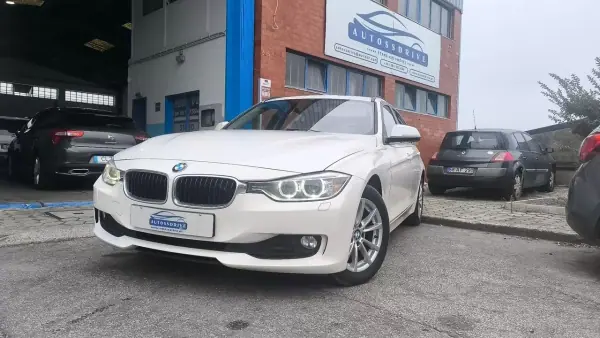 BMW 318 2014 - 12700 EUR, 219000 km - 219000km - foto 7 de 21