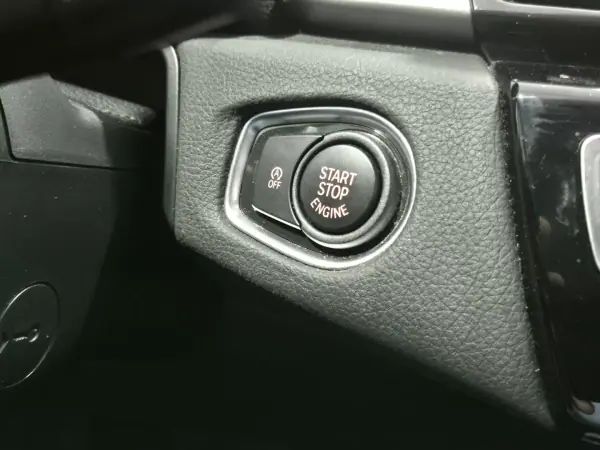 BMW 216 Gran Tourer 2022 - 25500 EUR, 73000 km - AUTO.MOTO.pt - 73000km - foto 17 de 35