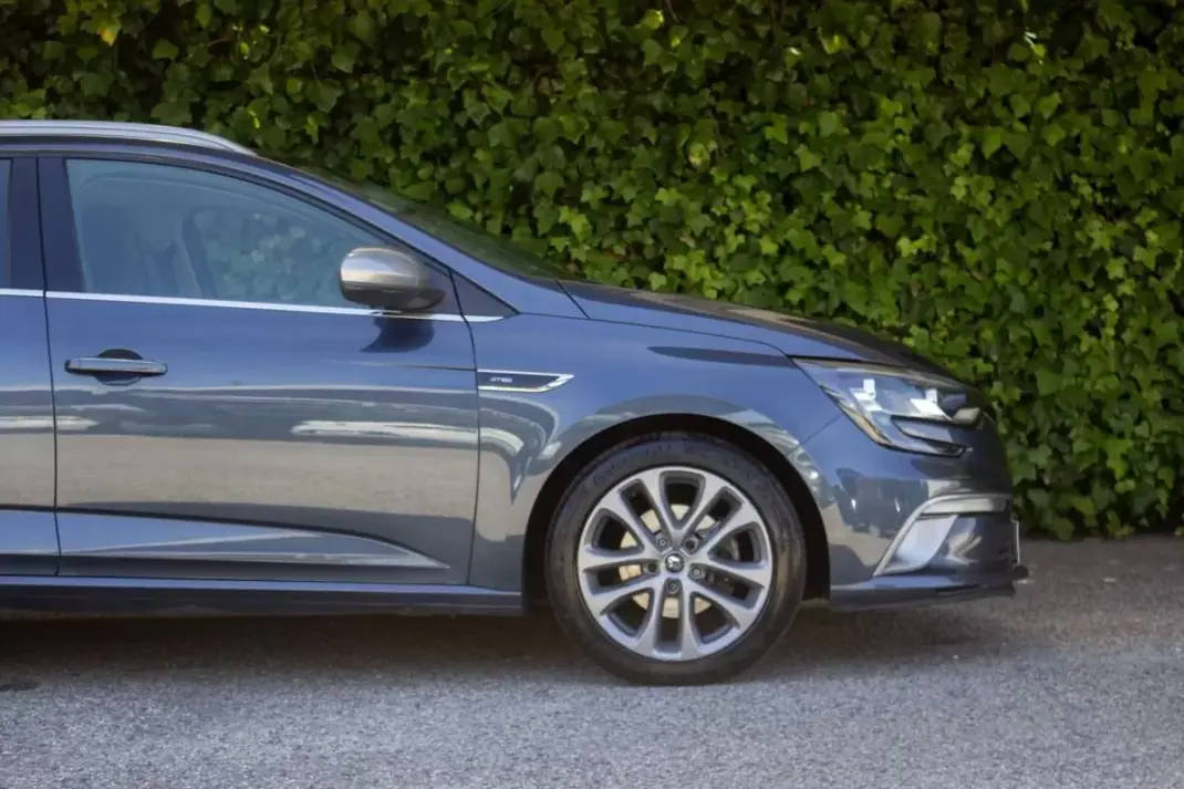 Renault Mégane Sport Tourer 2019 - 13990 EUR, 161000 km - 161000km - foto 5 de 16