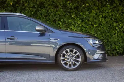 Renault Mégane Sport Tourer 2019 - 13990 EUR, 161000 km - 161000km - foto 5 de 16