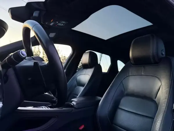Jaguar F-Pace 2016 - 30999 EUR, 144450 km - AUTO.MOTO.pt - 144450km - foto 33 de 33