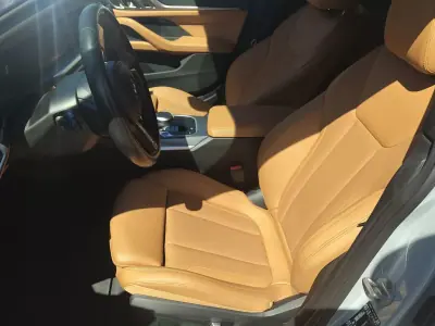BMW i4 2023 - 43900 EUR, 99878 km - 99878km - foto 13 de 21