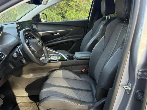 Peugeot 3008 2022 - 26699 EUR, 50000 km - AUTO.MOTO.pt - 50000km - foto 12 de 21