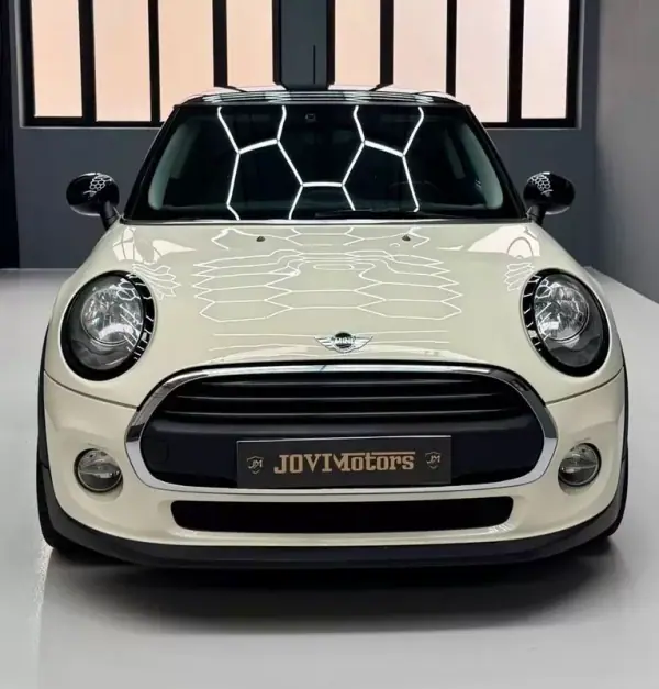 MINI 3 Portas 2015 - 12950 EUR, 200392 km - AUTO.MOTO.pt - 200392km - foto 2 de 14