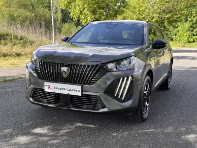 Peugeot 2008 2025 - 24900 EUR, 22017 km - AUTO.MOTO.pt - 22017km - foto 2 de 25