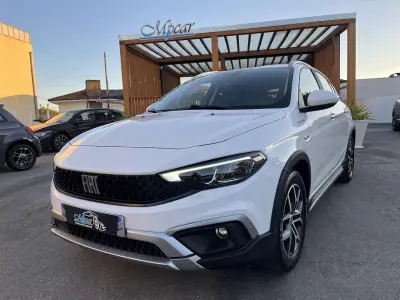 Fiat Tipo Cross 2022 - 14950 EUR, 98000 km - AUTO.MOTO.pt - 98000km - foto 9 de 53