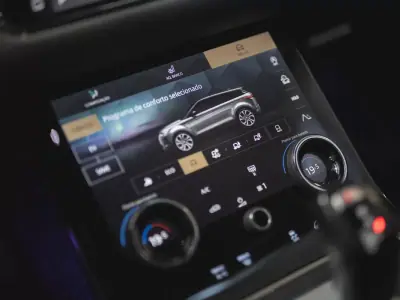 Land Rover Range Rover Evoque 2022 - 39990 EUR, 62000 km - AUTO.MOTO.pt - 62000km - foto 20 de 23