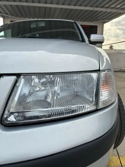 Volkswagen Passat Variant 2000 - 1999 EUR, 500000 km - AUTO.MOTO.pt - 500000km - foto 9 de 20
