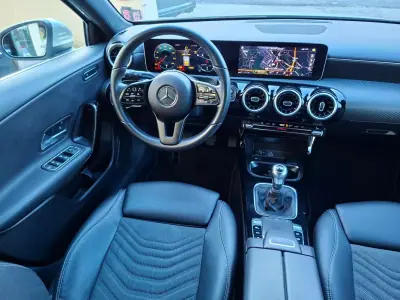 Mercedes-Benz A 200 2018 - 22500 EUR, 77000 km - AUTO.MOTO.pt - 77000km - foto 29 de 37