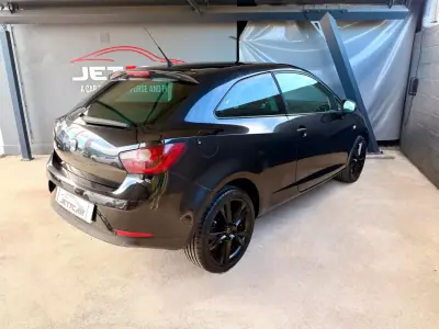 SEAT Ibiza 2011 - 7450 EUR, 207141 km - AUTO.MOTO.pt - 207141km - foto 4 de 15
