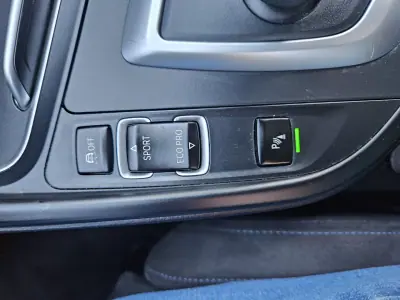 BMW 418 Gran Coupé 2021 - 29500 EUR, 120000 km - AUTO.MOTO.pt - 120000km - foto 46 de 92