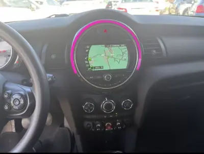 MINI 5 Portas 2018 - 13900 EUR, 185247 km - AUTO.MOTO.pt - 185247km - foto 12 de 13