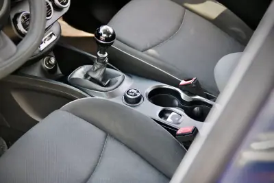 Fiat 500X 2016 - 11950 EUR, 140000 km - AUTO.MOTO.pt - 140000km - foto 17 de 33