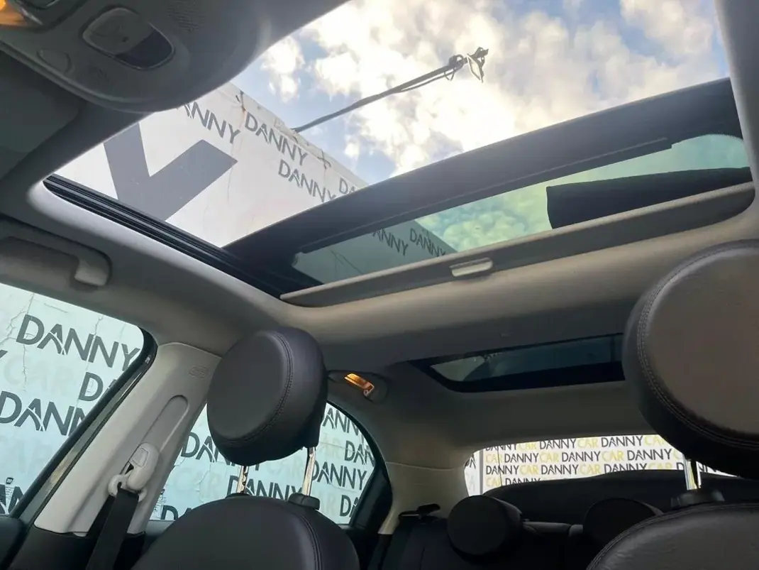 Fiat 500X 2018 - 15900 EUR, 100000 km - AUTO.MOTO.pt - 100000km - foto 10 de 15