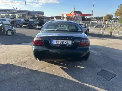 Jaguar S-Type 2004 - 11000 EUR, 298190 km - AUTO.MOTO.pt - 298190km - foto 4 de 10