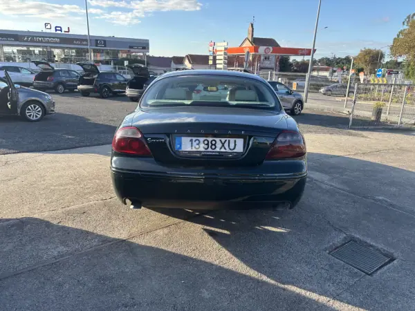 Jaguar S-Type 2004 - 11000 EUR, 298190 km - AUTO.MOTO.pt - 298190km - foto 4 de 10