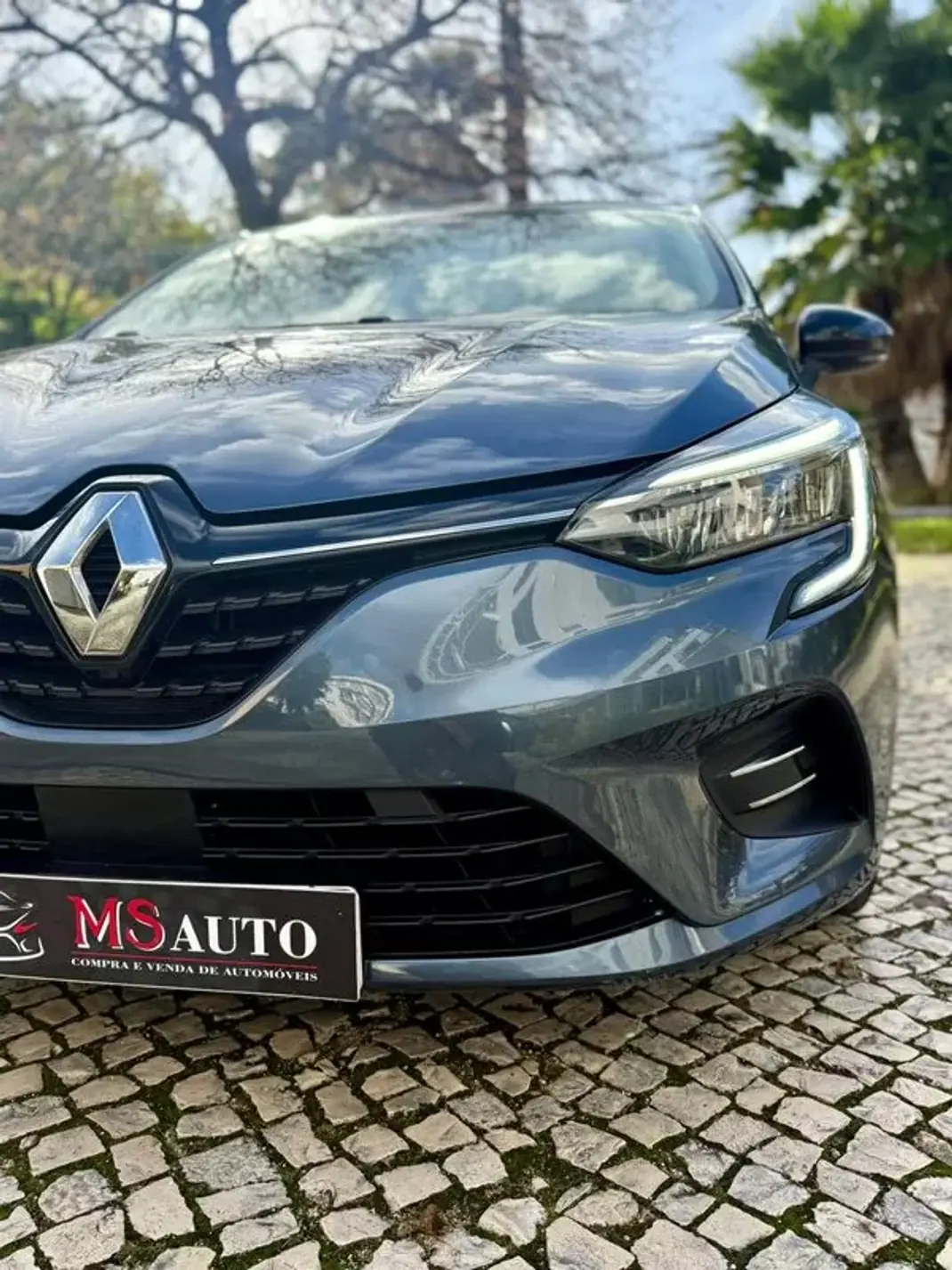 Renault Clio 2022 - 14790 EUR, 78950 km - AUTO.MOTO.pt - 78950km - foto 33 de 36