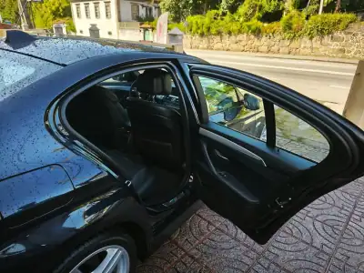 BMW 525 2014 - 22500 EUR, 183000 km - AUTO.MOTO.pt - 183000km - foto 26 de 37