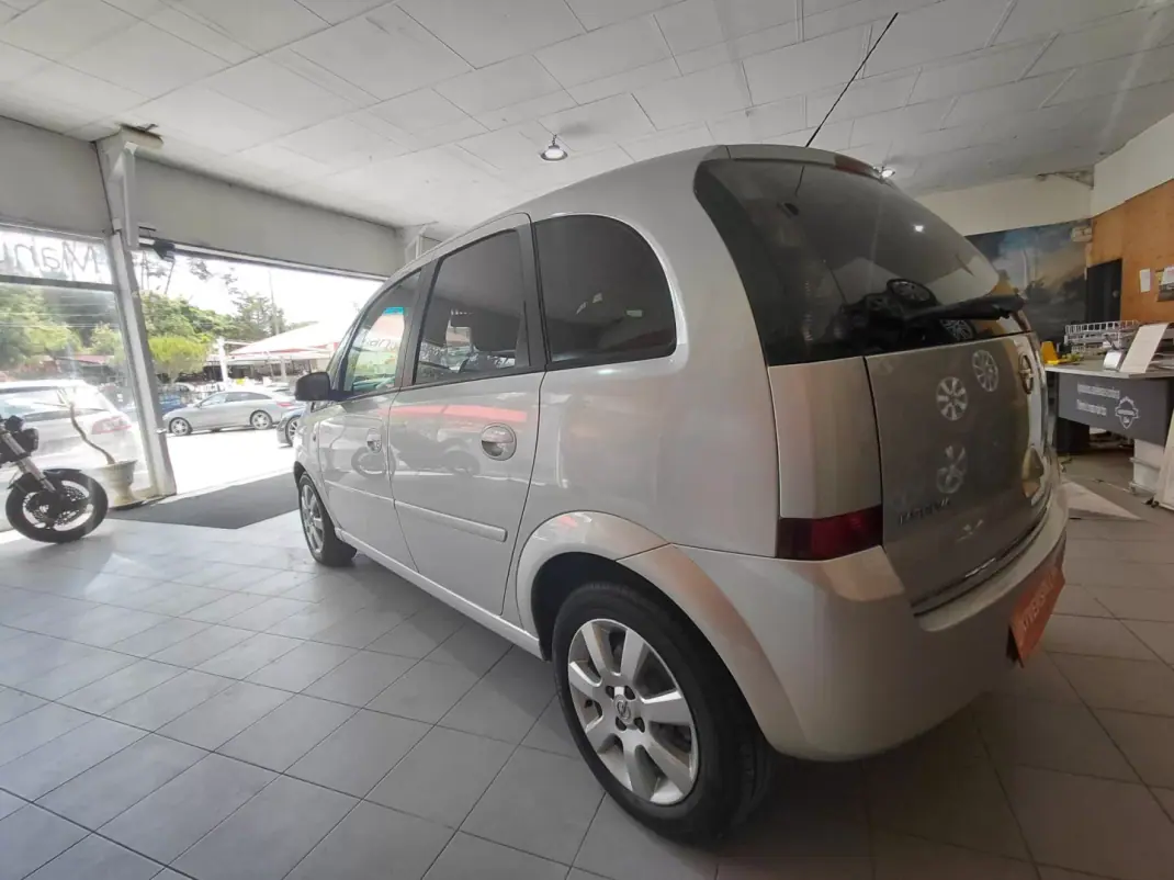 Opel Meriva 2009 - 4650 EUR, 175000 km - AUTO.MOTO.pt - 175000km - foto 5 de 16