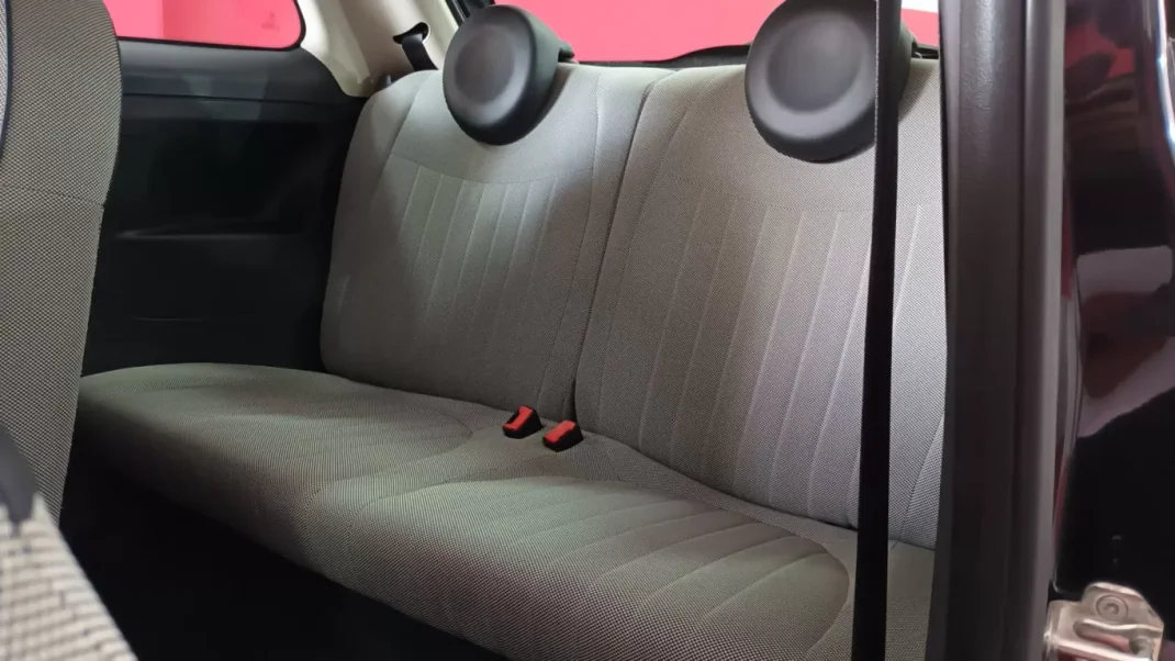 Fiat 500 2014 - 9500 EUR, 76319 km - AUTO.MOTO.pt - 76319km - foto 36 de 49