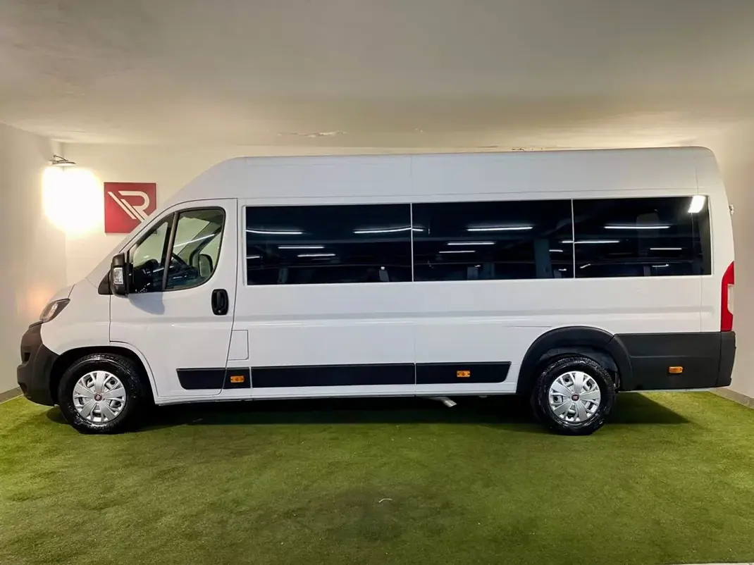 Fiat Ducato 2022 - 32500 EUR, 94000 km - AUTO.MOTO.pt - 94000km - foto 12 de 33