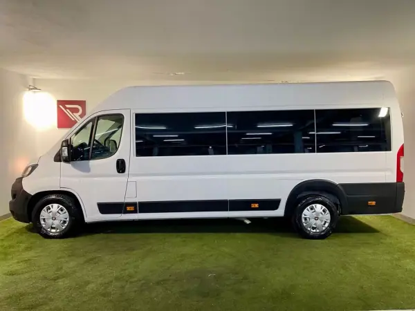 Fiat Ducato 2022 - 32500 EUR, 94000 km - AUTO.MOTO.pt - 94000km - foto 12 de 33