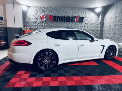 Porsche Panamera 2015 - 43990 EUR, 110565 km - AUTO.MOTO.pt - 110565km - foto 3 de 40