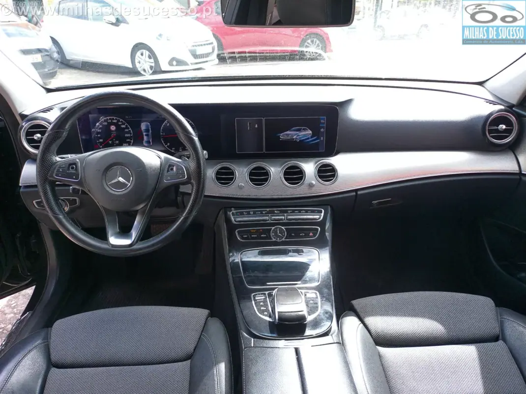 Mercedes-Benz E 220 2017 - 24500 EUR, 181000 km - AUTO.MOTO.pt - 181000km - foto 19 de 20
