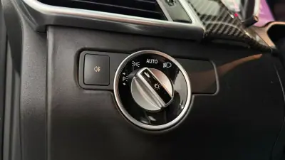 Mercedes-Benz GLE 63 AMG 2015 - 99990 EUR, 149475 km - AUTO.MOTO.pt - 149475km - foto 17 de 42