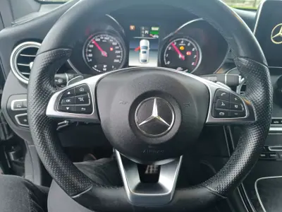 Mercedes-Benz GLC 350 2018 - 44900 EUR, 106000 km - AUTO.MOTO.pt - 106000km - foto 37 de 42
