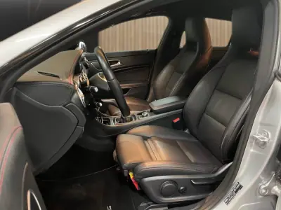 Mercedes-Benz CLA 180 2016 - 15950 EUR, 208726 km - AUTO.MOTO.pt - 208726km - foto 7 de 20