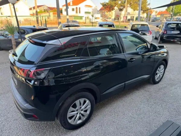 Peugeot 3008 2022 - 18400 EUR, 77978 km - AUTO.MOTO.pt - 77978km - foto 4 de 13