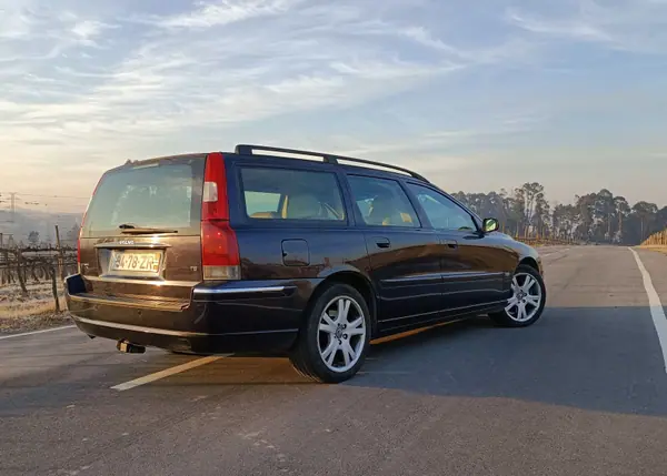 Volvo V70 2005 — foto 3 de 8