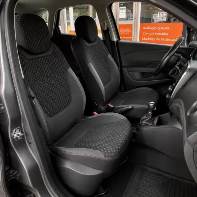Renault Captur 2018 - 12900 EUR, 185699 km - AUTO.MOTO.pt - 185699km - foto 9 de 11